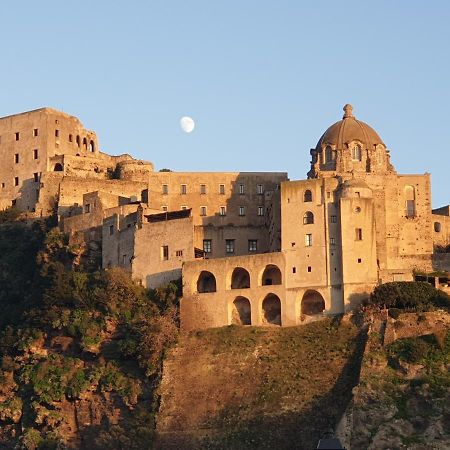 Casa Vacanze Aenaria 2 Ischia Exterior foto